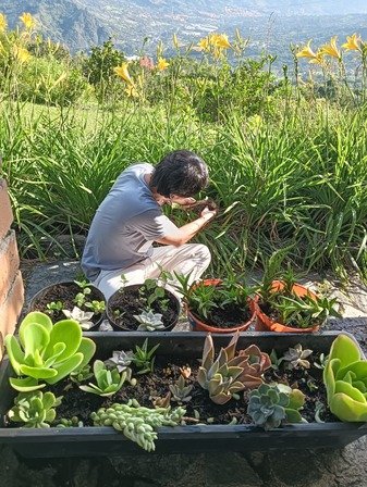 kevin gardening